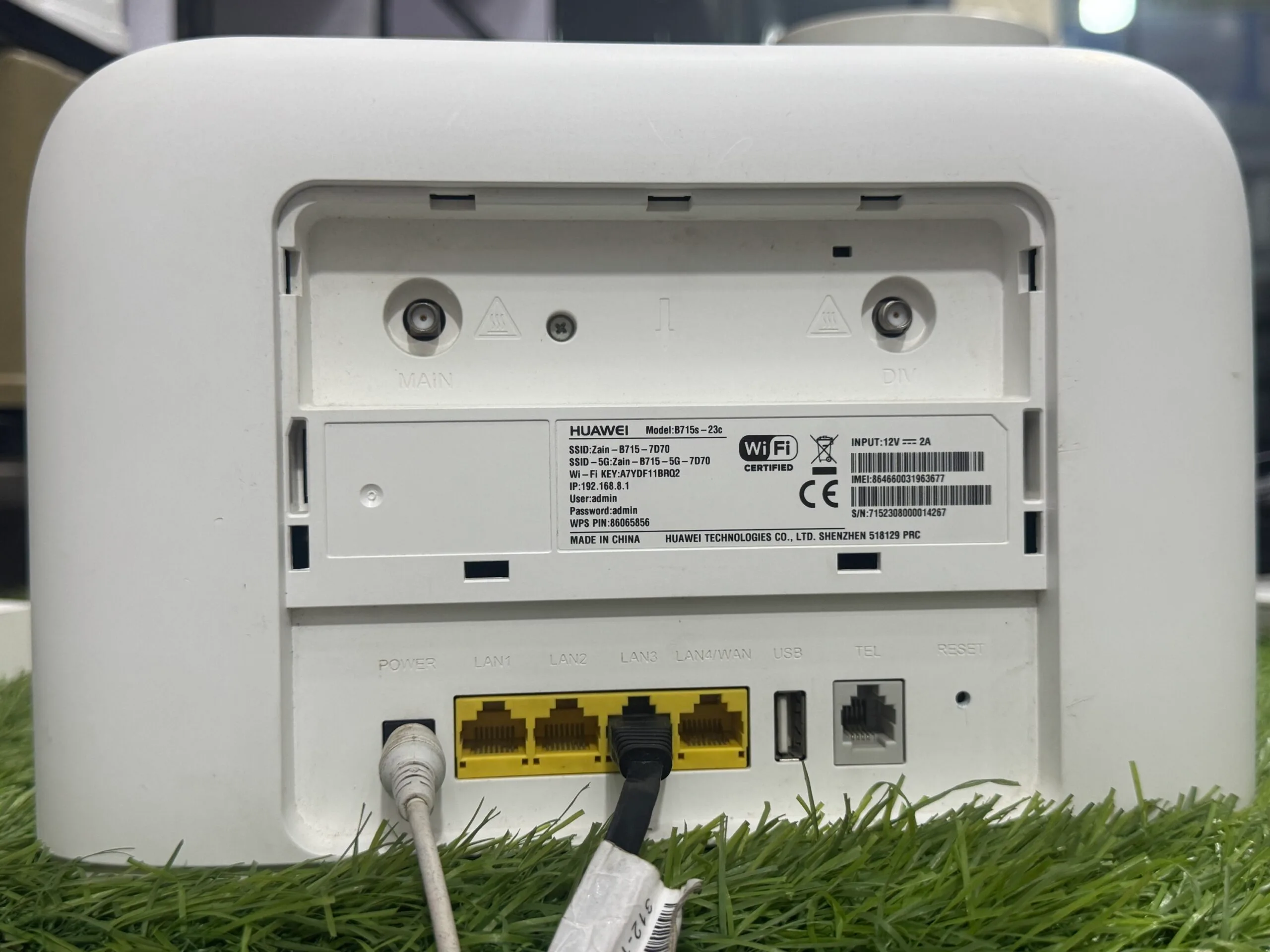 Huawei B715s-23c 4G+ Router - Image 2